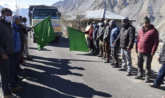 EC Mohsin Ali flags off 10,000 quintals of vermicompost for public distribution (3)