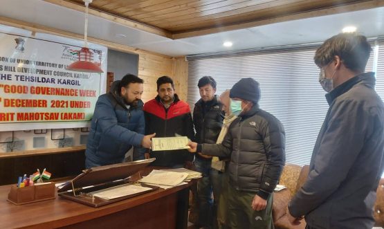 Good Governance Week begins in Kargil district, 391 LRCs issued (2)