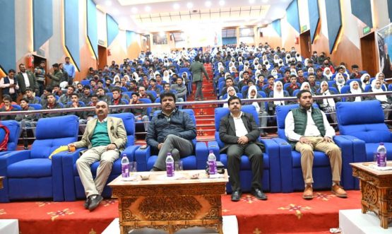 CEC Feroz Khan, students attend live streaming of Pariksha Pe Charcha by PM Narendra Modi (4)