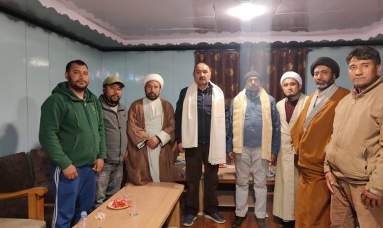 Anjuman Saheb Zaman Kargil hosts iftaar party at Sankoo for Ghulam Mohi-Ud-din Wani on his promotion as ADM, Kargil (1)