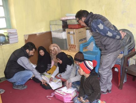 EC Razvi visits Karpokhar School, medical centre (3)