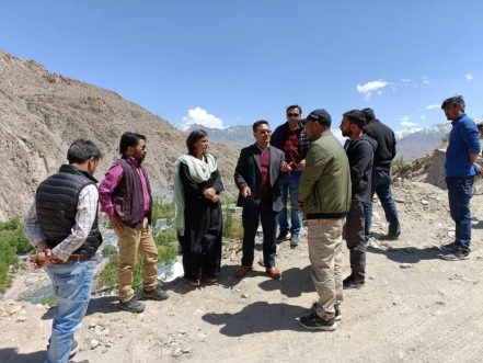 EC Works inspects land feasibility, technical aspects for installation of lift irrigation, solar submersible pump (3)