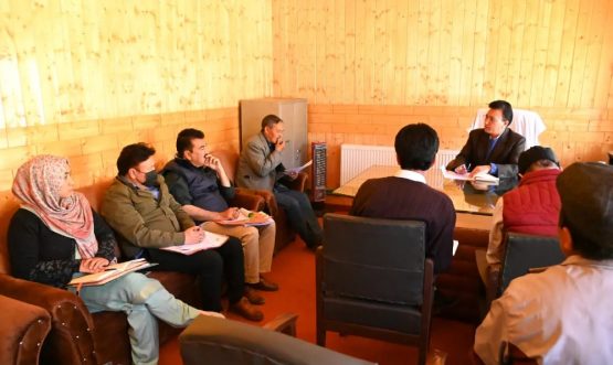 Secretary, KachoMehboob Ali Khan chairs review meeting at Kargil (1)