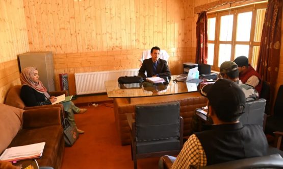 Secretary, Labour and Employment, Kacho Mehboob Ali Khan chairs meeting of BRO and Labour Department (2)
