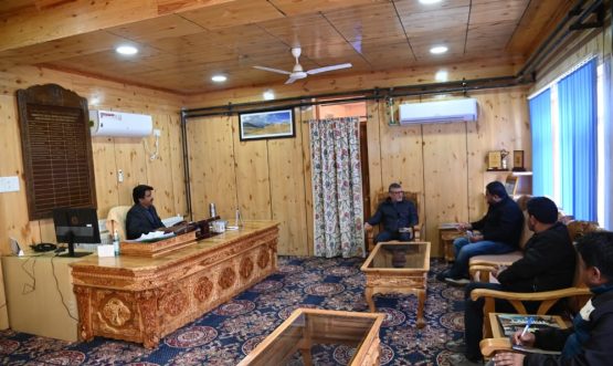 CEC chairs review meeting regarding works under AMRUTH, provisions to ensure uninterrupted water supply, electricity in Kargil (6)
