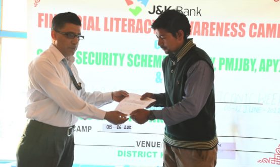 J&K Bank conducts awareness camp on social security schemes at Pashkum (2)