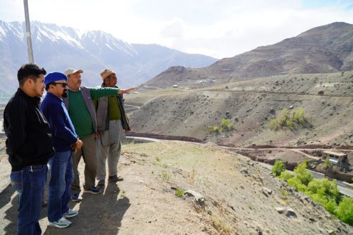 CEC Dr. Mohd Jaffer Akhoon Visits Drought-Hit Sharbatgone Village, Urges Timely Completion of Lift Irrigation Project.
