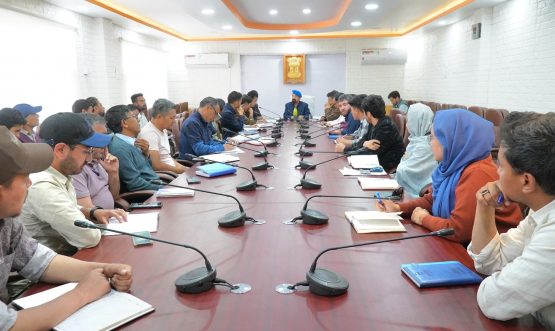 CEC Dr. Mohd Jaffer Akhoon Reviews PWD (R&B) Kargil, Stresses Accountability and Timely Execution.