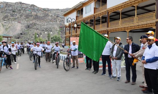 ADC Kargil flags-off Cyclothon to Promote Fitness, Environmental Awareness.