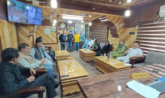 Acting CEC Kacho Feroz Reviews Muharram Preparedness in Kargil, Ensures Key Services at Major Congregation Sites.