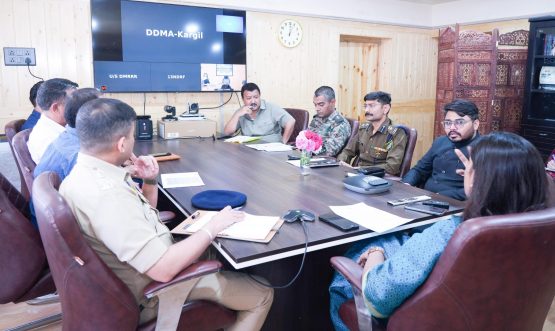 Secretary, Shashanka Ala chairs review meeting on disaster preparedness and response planning in Ladakh.