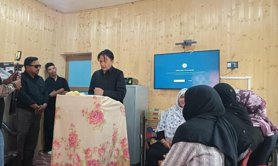 Yawar SHG Launches Products in Pashkum, EC Kacho Feroz Assures Hill Council Support.