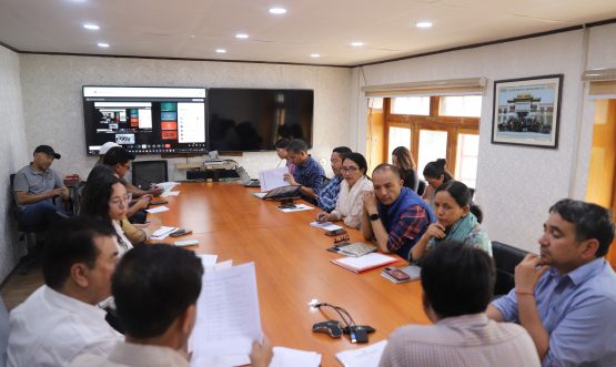 DC Leh Convenes Meeting to Review Dharti Aaba Abhiyan in Leh District.