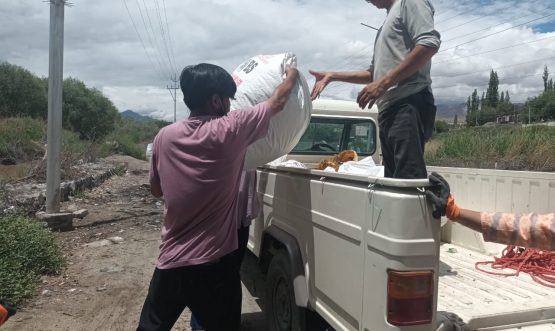 The Ladakh Pollution Control Committee (LPCC) Leh conducted a cleanliness drive along the Agling–Choglamsar stretch of the Indus River