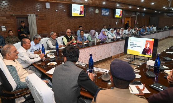 Stakeholders & UT Admin should work collectively for betterment of Ladakh people: LG Gupta.