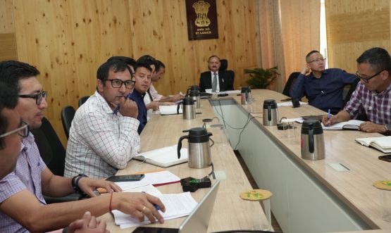 Chief Secretary chairs meeting to discuss Draft Commercial Rooftop Solar Policy for Ladakh.