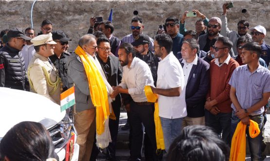 Hon’ble LG Kavinder arrives at Hemya