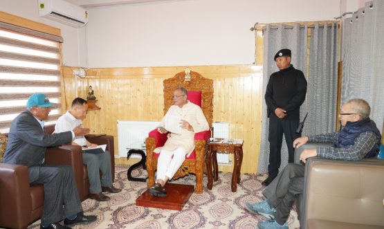 Hon’ble LG Kavinder with LBA members (2)