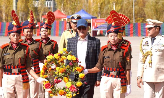 LG Kavinder pays homage to Police Martyrs on Police Commemoration Day.