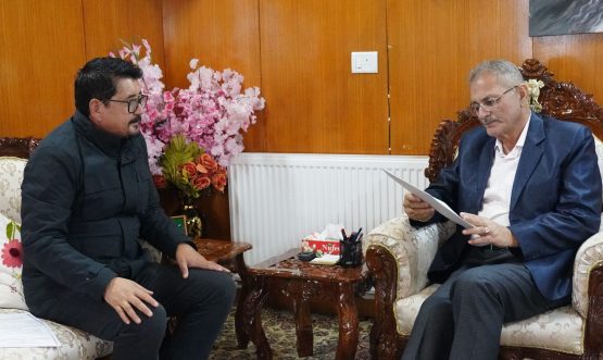 CEC Tashi meets Lt Governor; presents MoU signed with Mongolia’s Arkhangai Province.