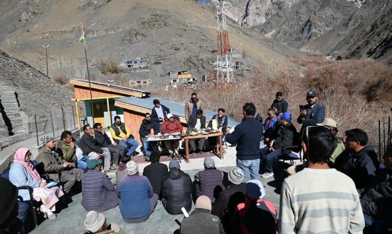 MP Ladakh Mohmad Haneefa Jan Tours Barsoo Constituency; Becomes First MP Ladakh to Visit Last Village Itchoo.