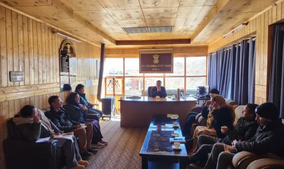 SDM Nyoma Conducts Meeting Regarding MIMANGS SI Jabstok Campaign.