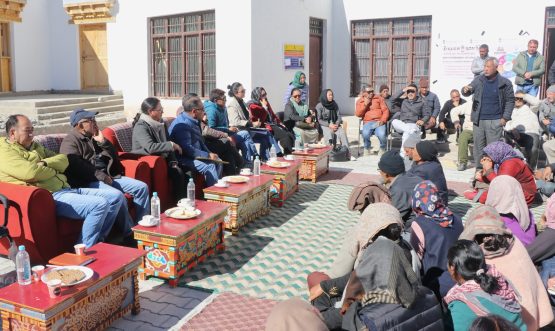 Mimangs-Si-Sjabstogs: Administration at Your Doorstep Held at Chuchot Yokma