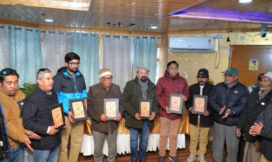 Hon’ble CEC Dr. Mohd Jaffer Akhoon Attends Launch Ceremony of “Whispers of Ladakh” by Kacho Jaffer Ali Khan.