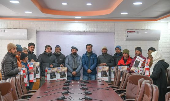 CEC Kargil Dr. Jaffer Akhoon Distributes Induction Cooktops Under NECP.