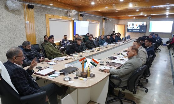 LG Kavinder Gupta reviews Integrated Grievance Redressal Portal