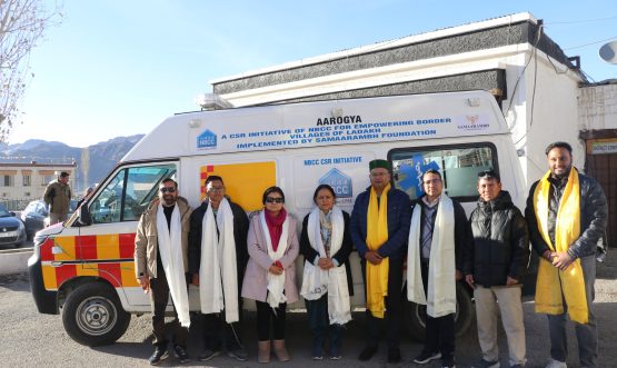 SAMAARAMBH Foundation Hands Over Ambulance to Medical Centre, Hanle under NBCC CSR Initiative.