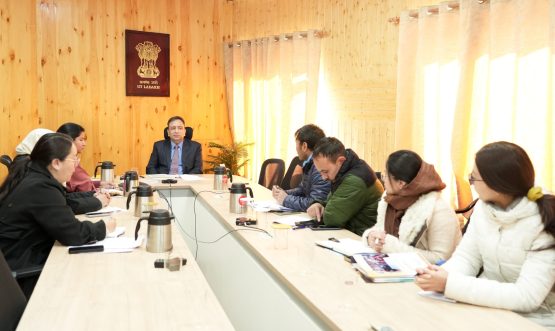 Chief Secretary Shri Ashish Kundra chairs review meeting of Education and Skill Development Departments.