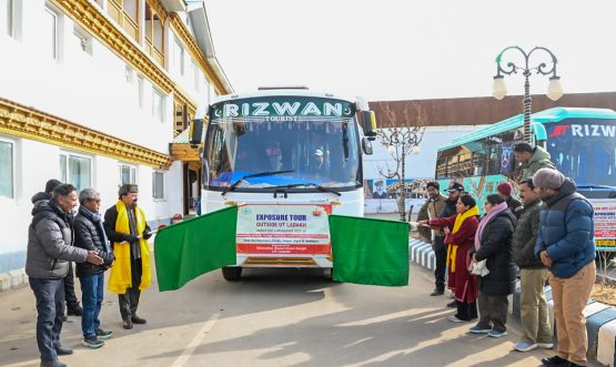 CEC Dr Jaffer Akhoon flags off school students on exposure tour.