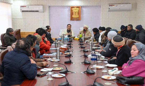 Chief Secretary UT Ladakh Holds Introductory Meeting with LAHDC-Kargil and Councillors. Also visits District Hospital, GDC-Kargil and Polytechnic College.