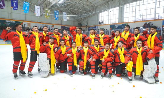 Army retain ice-hockey gold, Chandigarh win hearts; Haryana emerge overall champions, hosts Ladakh finish No. 2 .