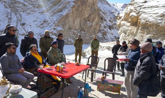 Chief Secretary interacts with public representatives of Singe Lalok at Nyerak Bridge, Reviews Key Developmental Issues.