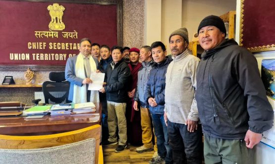 Delegation from Korzok Calls on Chief Secretary Shri Ashish Kundra.