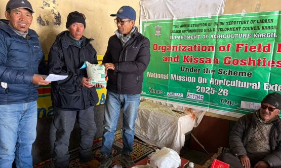 EC Tashi Attends Kisan Goshti cum Field Day held at Atting, Zanskar.