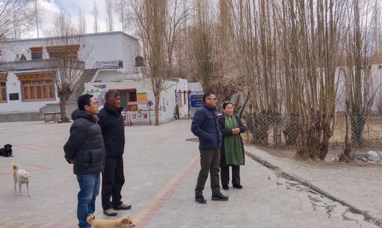 Jigmet Raftan, JKAS, along with Tehsildar Sumoor, Tashi Jorgais, visited Government Higher Secondary School Sumoor, Government High School Panamik and Government Middle School Tongsted.