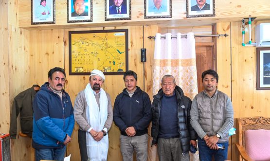 CEC Kargil Meets Delegation from Spring Dales Public School, Appreciates Role in Promoting Education and Culture.