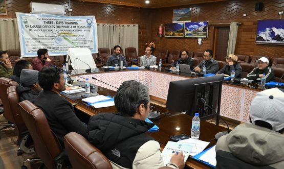 3-Day Training for Census 2027 Phase-I Begins in Kargil, Focus on Accurate and Digital Data Collection.