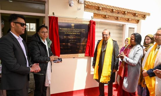 L-G Vinay Kumar Saxena Inaugurates RDD Complex, Resource Centre & Co-Working Space in Kargil