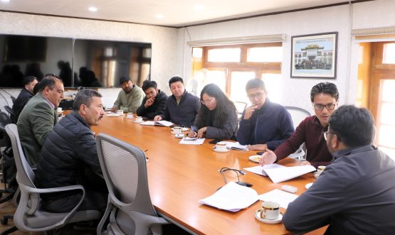 DC Leh Reviews Arrangements for Upcoming Rozgar Mela in Leh.
