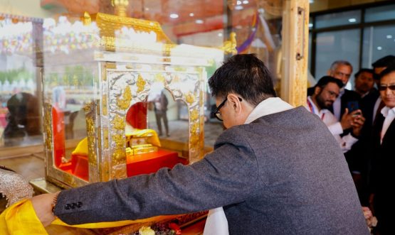 Union Minister Kiren Rijiju visits Jivetsal Choglamsar for Holy Buddha Relics Exposition.