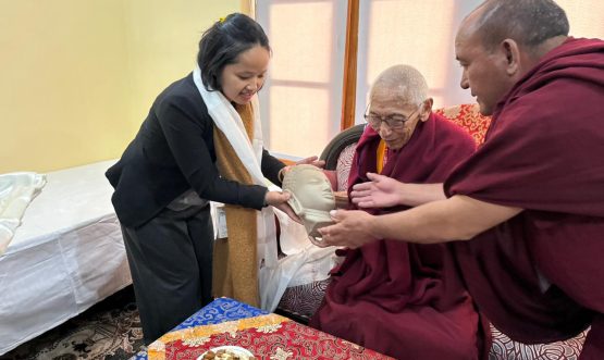 His Eminence the 9th Thiksey Rinpoche Visits Jivetsal, Pays Homage to Sacred Relics of Tathagata Buddha.