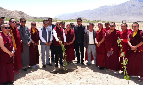 L-G Vinai Kumar Saxena launches plantation of 2100 cherry saplings at Phyang.