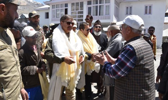 DC, SP Drass interact with Pensioners and Senior Citizens.