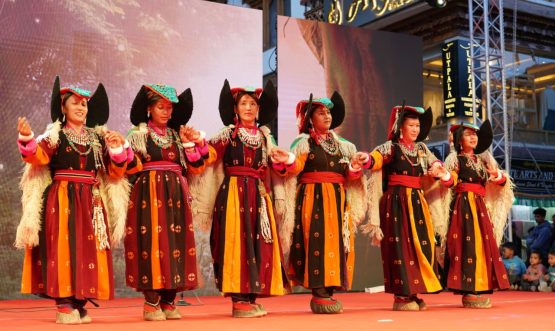 10th Evening of Cultural Celebrations Fills Leh Main Market with Music, Folk Traditions and Spiritual Spirit.