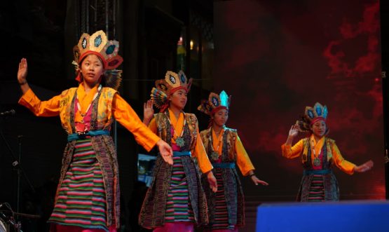10th Evening of Cultural Celebrations Fills Leh Main Market with Music, Folk Traditions and Spiritual Spirit.