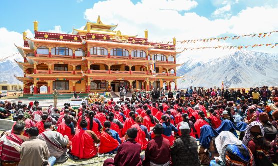 5322 Devotees Witness Sacred Holy Relics Darshan on Second Day.